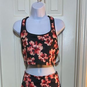 NWT - Old Navy Active 2 piece yoga set - Size XL